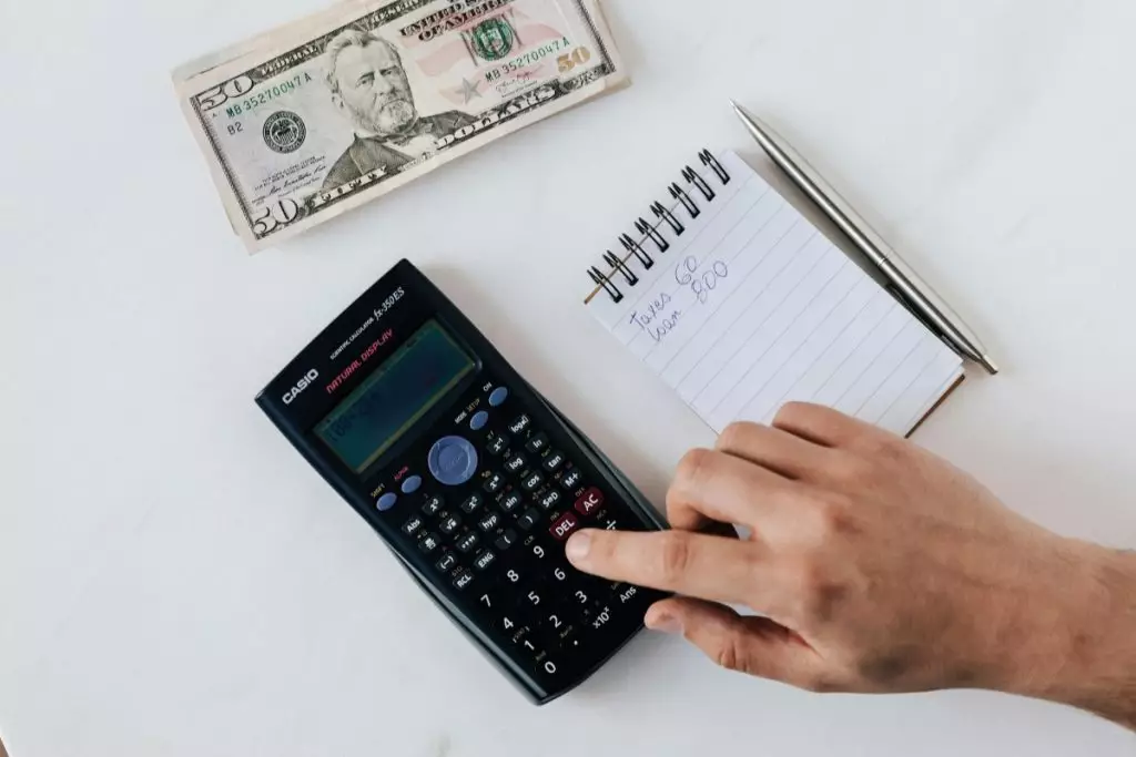Salario como factor higiénico no motivacional.